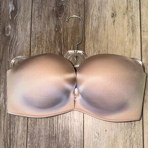 Victorias Secret Bombshell Strapless Smooth Molded Bra